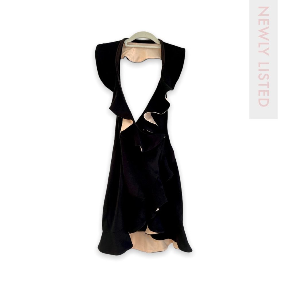✧ Black ruffle dress